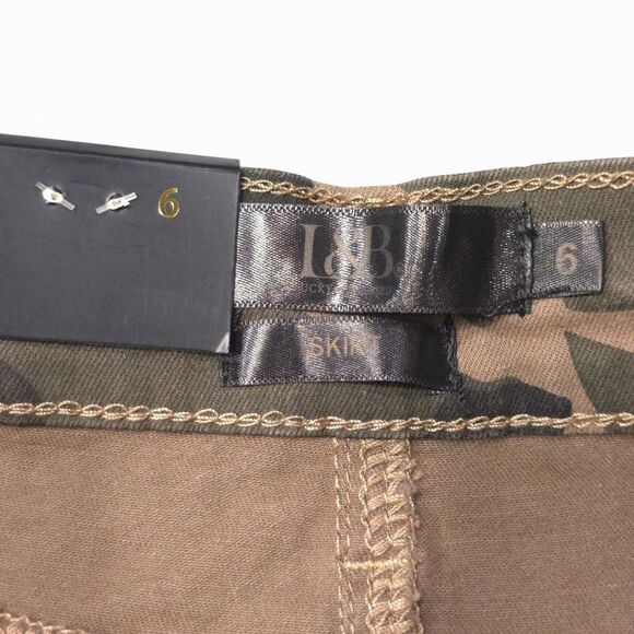 Y2K Camo Denim Jean Skirt Sz6 28W Pockets Grunge Punk Western Rock Baddie Street - Picture 12 of 16